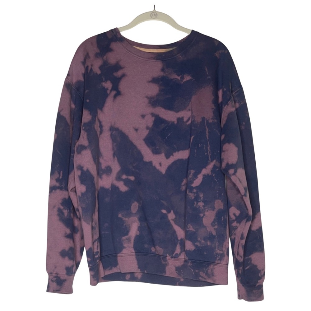 bleach dyed crewneck